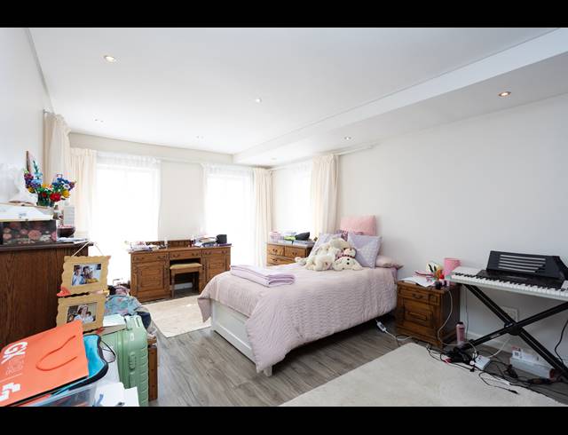 5 BEDROOM FREESTANDING TO LET IN STONEHURST MOUNTAIN ESTATE